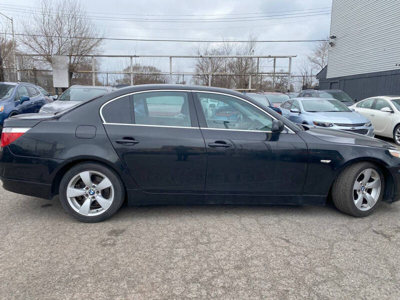 2004 BMW 5 Series 530i