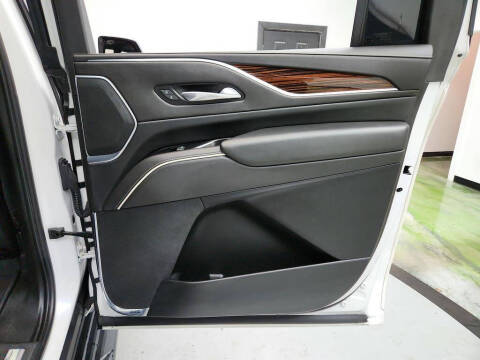 2022 Cadillac Escalade ESV Luxury