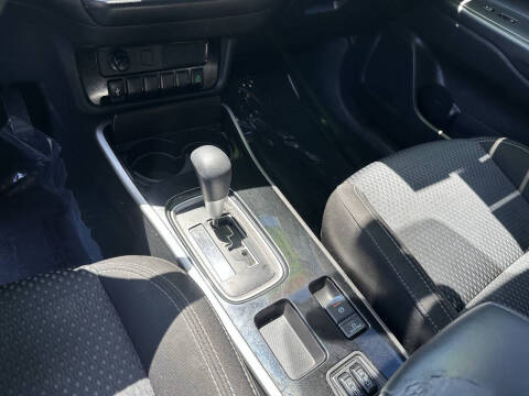 2020 Mitsubishi Outlander ES