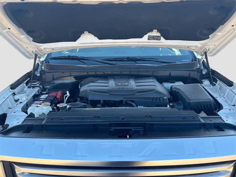 2022 Nissan Titan Platinum Reserve