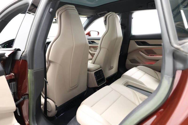 2022 Porsche Taycan 4 Cross Turismo