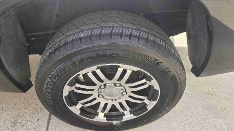 2006 Mitsubishi Raider XLS