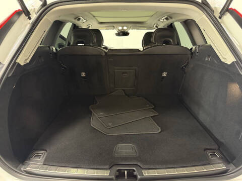 2023 Volvo XC60 B5 Core