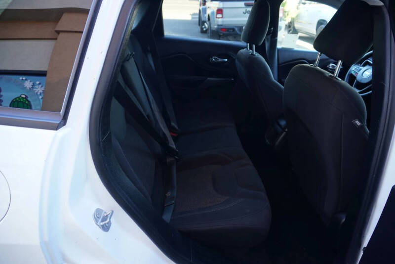 2021 Jeep Cherokee Latitude