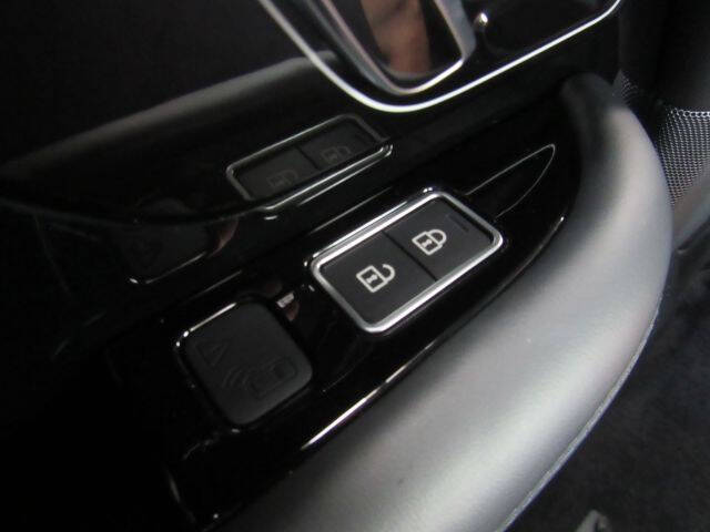 2022 Land Rover Range Rover P400 HSE Westminster Edition