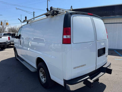 2017 GMC Savana 2500