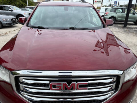 2017 GMC Acadia SLE-2
