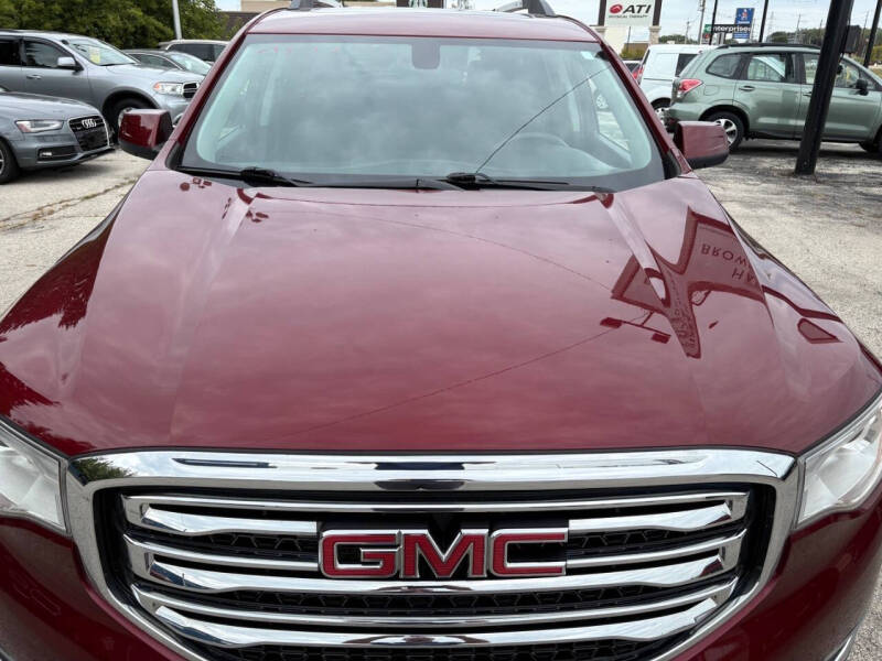 2017 GMC Acadia SLE-2
