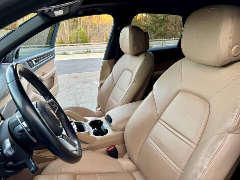 2019 Porsche Cayenne S