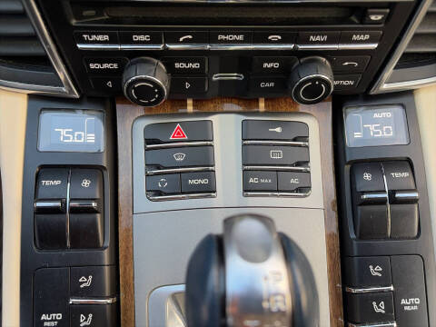 2012 Porsche Panamera 4S