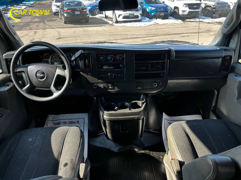 2019 GMC Savana 2500