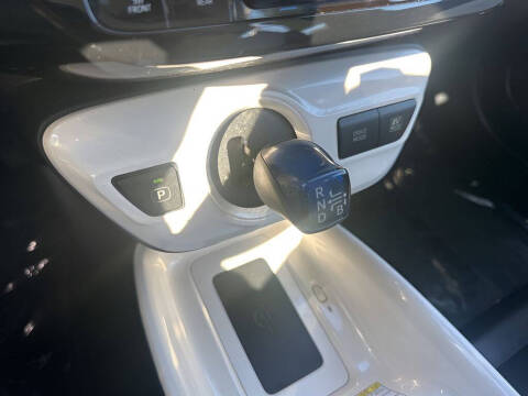 2018 Toyota Prius Three