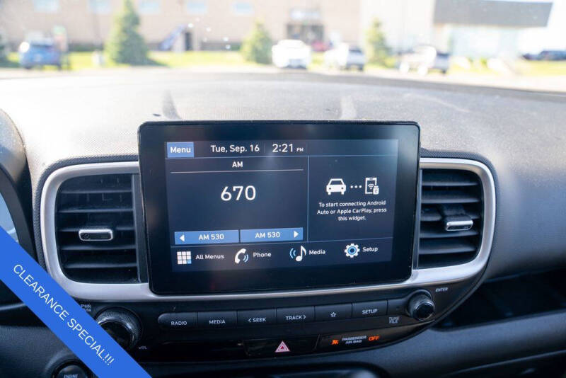 2024 Hyundai Venue SEL