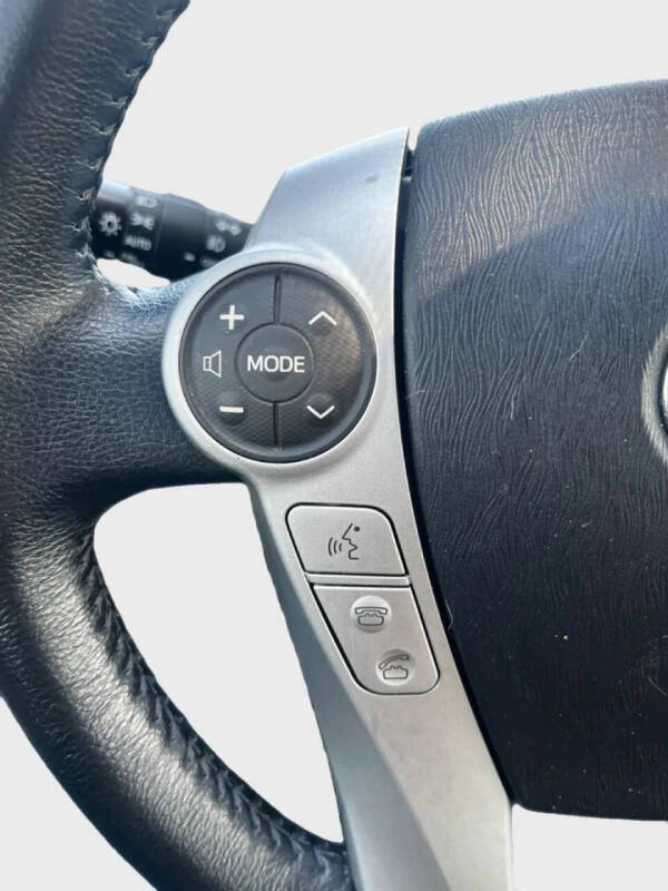 2014 Toyota Prius v