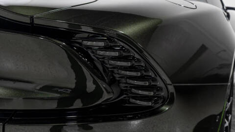 2025 Aston Martin Vanquish