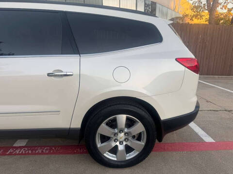 2011 Chevrolet Traverse LTZ