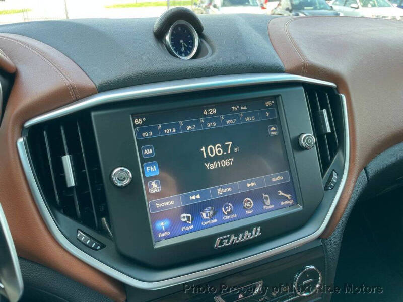 2014 Maserati Ghibli
