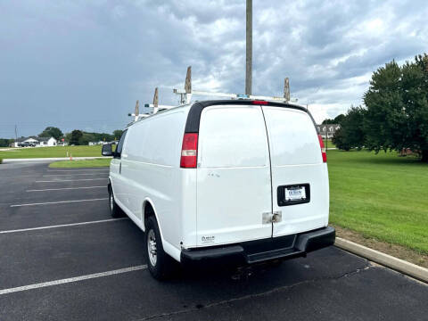 2017 Chevrolet Express 2500