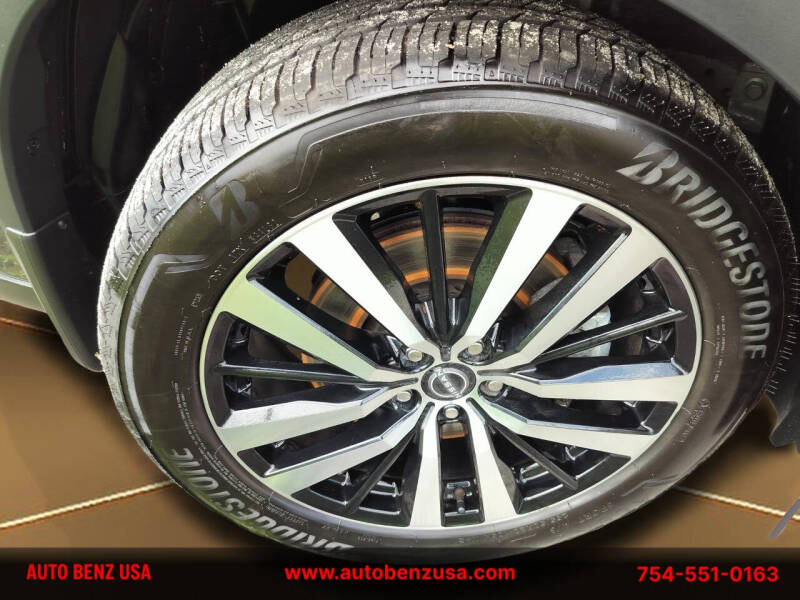 2024 Nissan Pathfinder Platinum