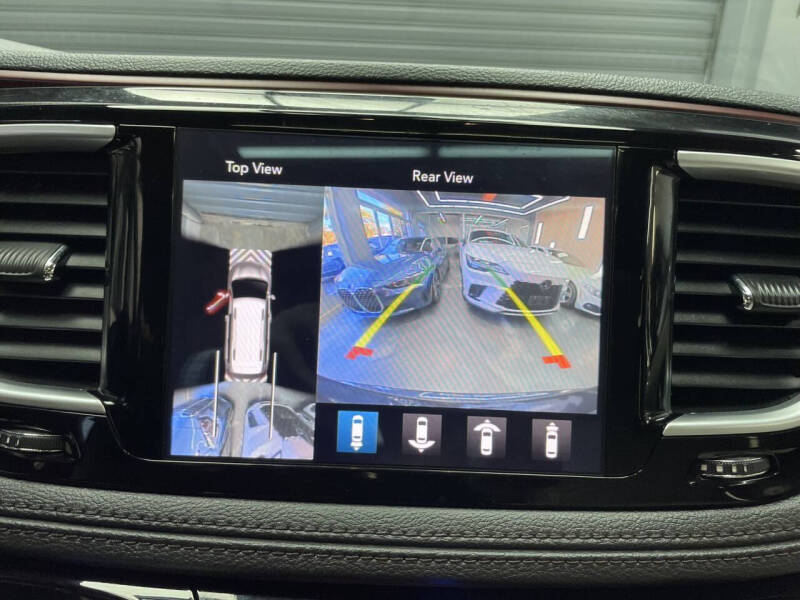 2020 Chrysler Pacifica Limited 35th Anniversary