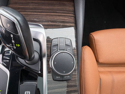 2018 BMW 5 Series 540i