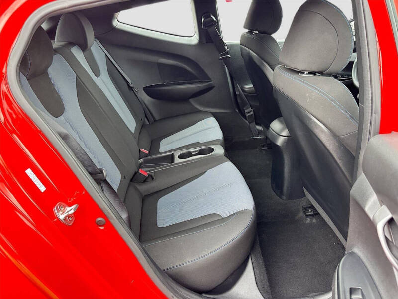 2021 Hyundai Veloster