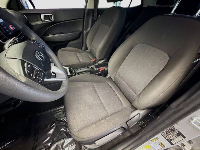 2021 Hyundai Venue SE