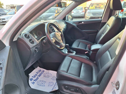 2017 Volkswagen Tiguan 2.0T Wolfsburg Edition