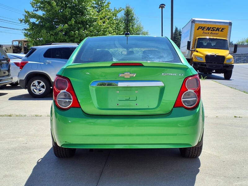 2015 Chevrolet Sonic LT Auto