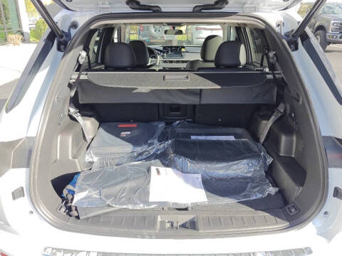 2025 Mitsubishi Outlander PHEV SE