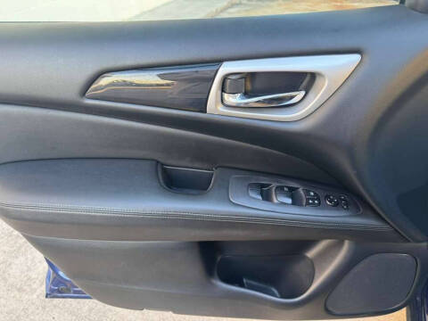 2019 Nissan Pathfinder Platinum