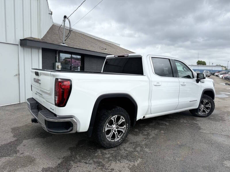 2022 GMC Sierra 1500 SLE