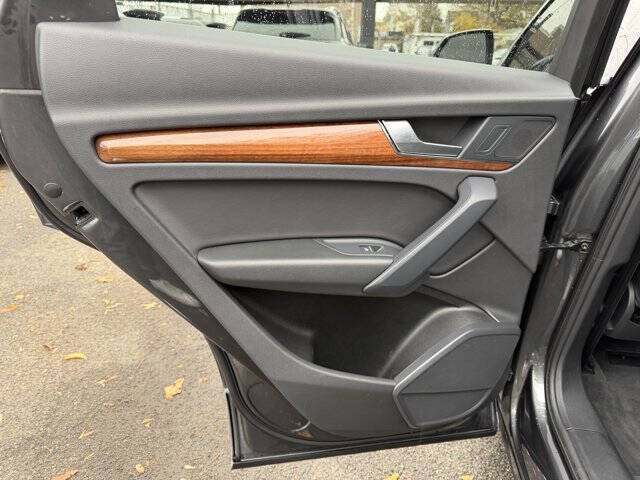 2022 Audi Q5 quattro S line Premium 45 TFSI