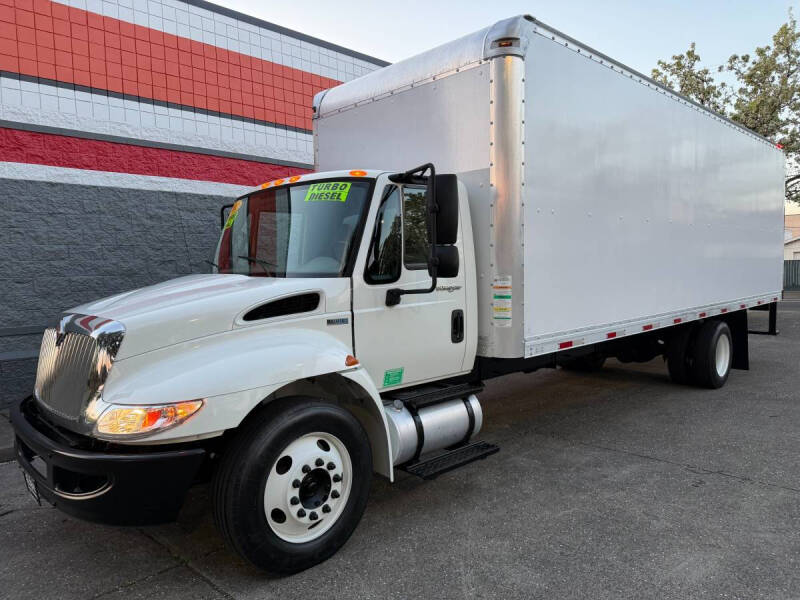 2012 International Durastar