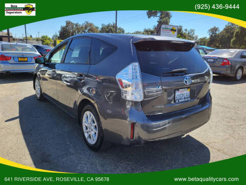 2012 Toyota Prius v Three