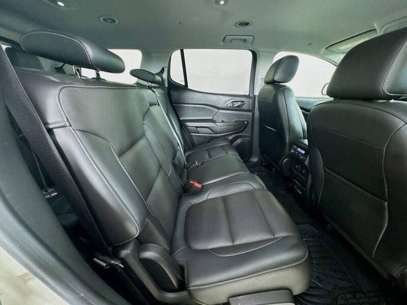 2017 GMC Acadia SLT-1