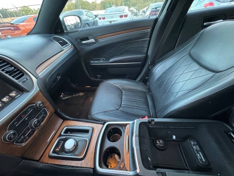 2015 Chrysler 300 C Platinum