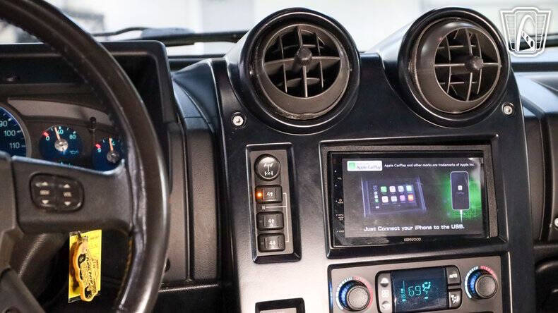 2003 HUMMER H2