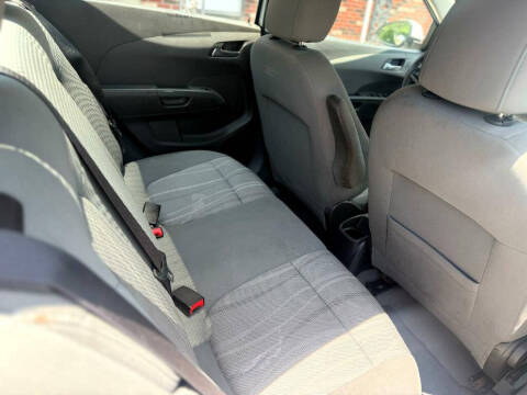 2014 Chevrolet Sonic LT Auto