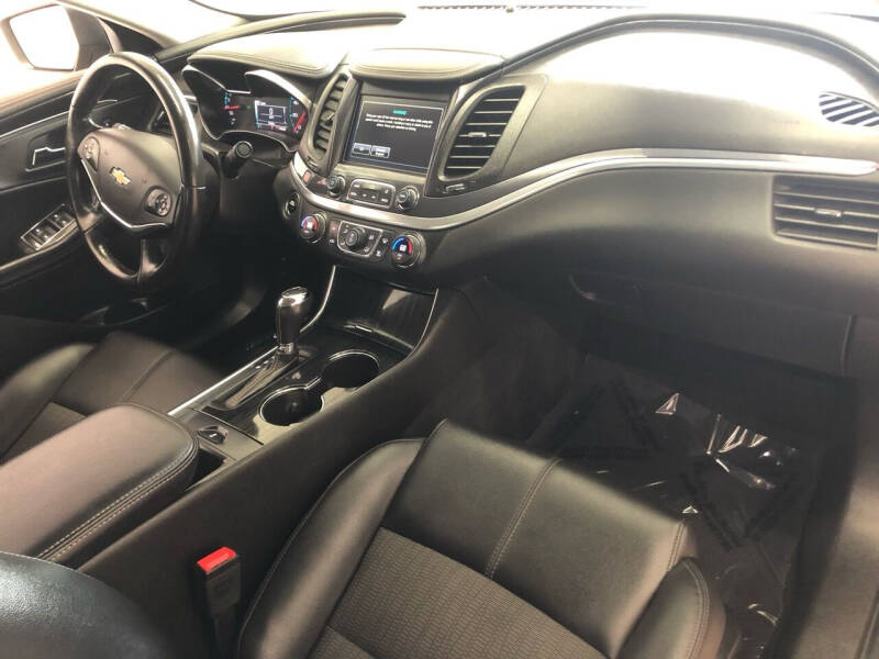 2019 Chevrolet Impala LT