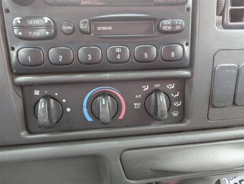 2004 Ford F-650 Super Duty