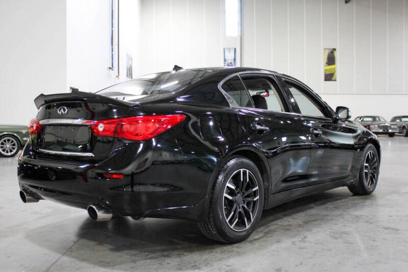 2015 Infiniti Q50
