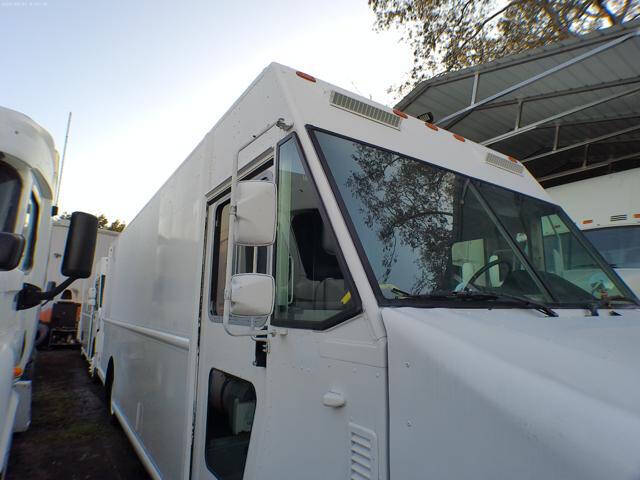 2012 Freightliner MT55 Chassis