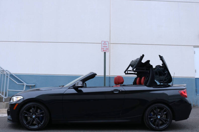 2016 BMW 2 Series M235i