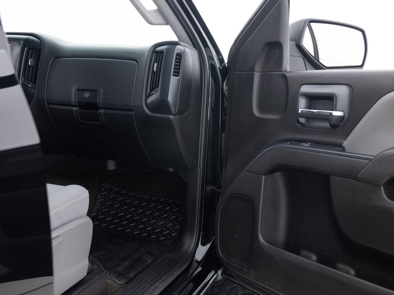 Used Car 2017 Chevrolet Silverado 1500  Custom 4x4 4dr Double Cab 6.5 Ft. Sb For Sale Under $20,000 In Coal City, Illinois