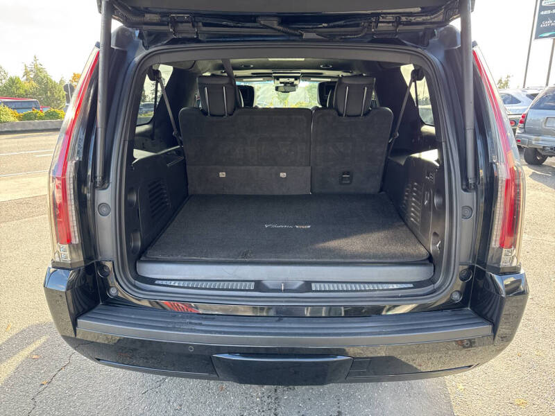 2016 Cadillac Escalade ESV Platinum