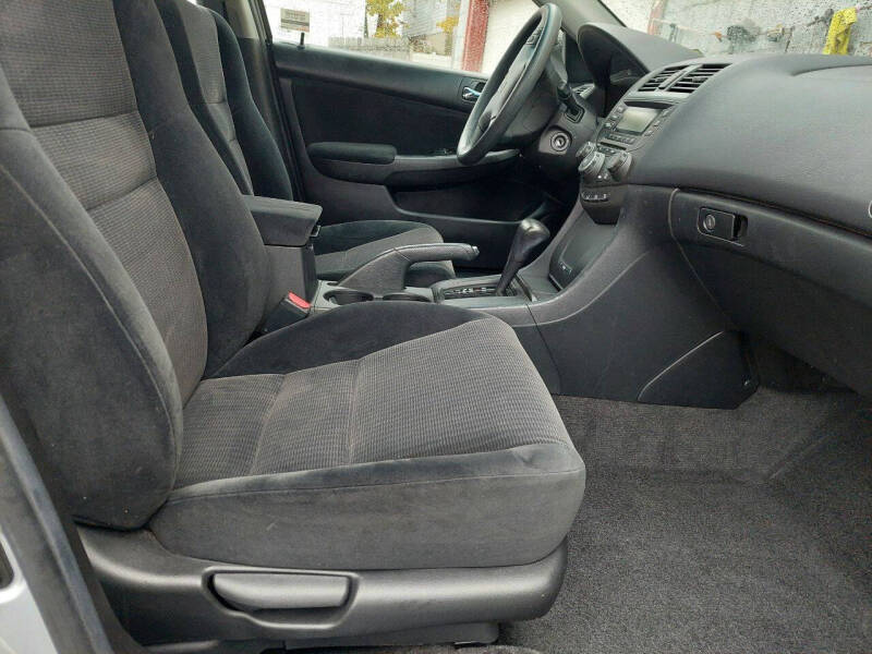 2004 Honda Accord LX