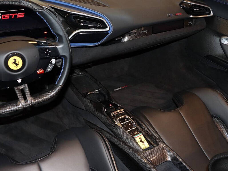 2023 Ferrari 296 GTS