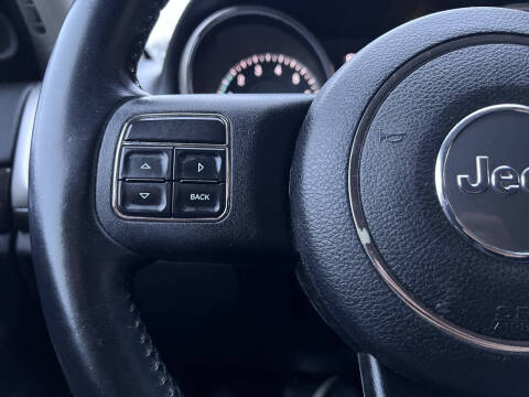 2012 Jeep Grand Cherokee Laredo