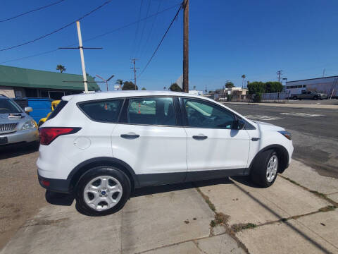 2019 Ford Escape S